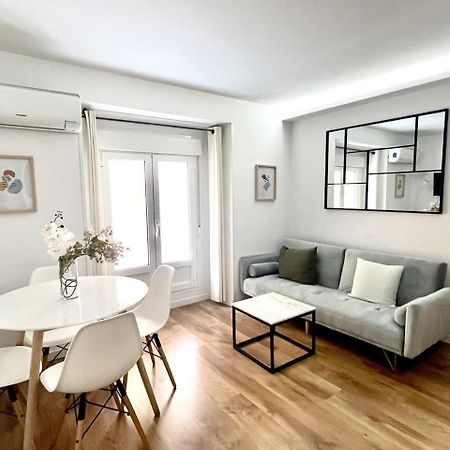 מדריד Dplace To Be - Exclusive Apartments In Historic Center חדר תמונה