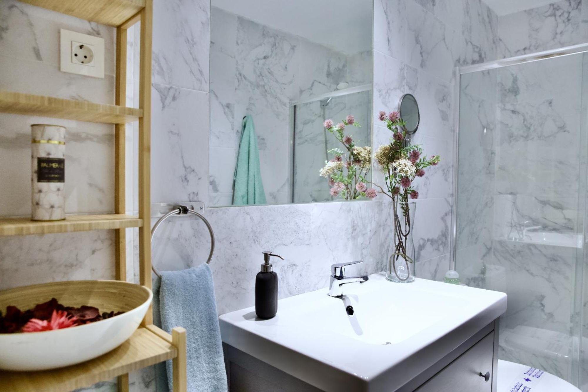 מדריד Dplace To Be - Exclusive Apartments In Historic Center חדר תמונה