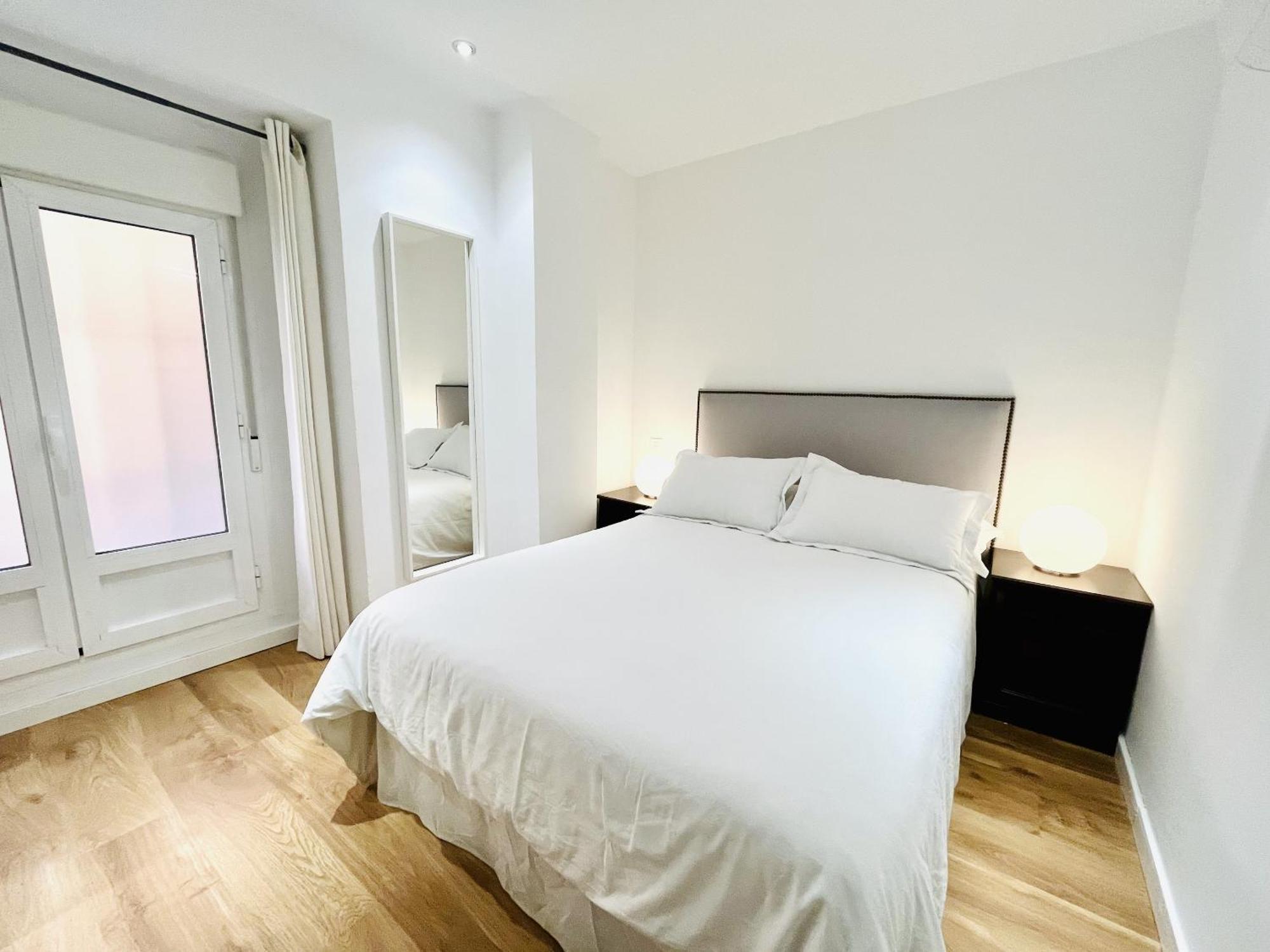 מדריד Dplace To Be - Exclusive Apartments In Historic Center חדר תמונה