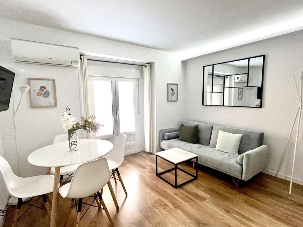 מדריד Dplace To Be - Exclusive Apartments In Historic Center חדר תמונה