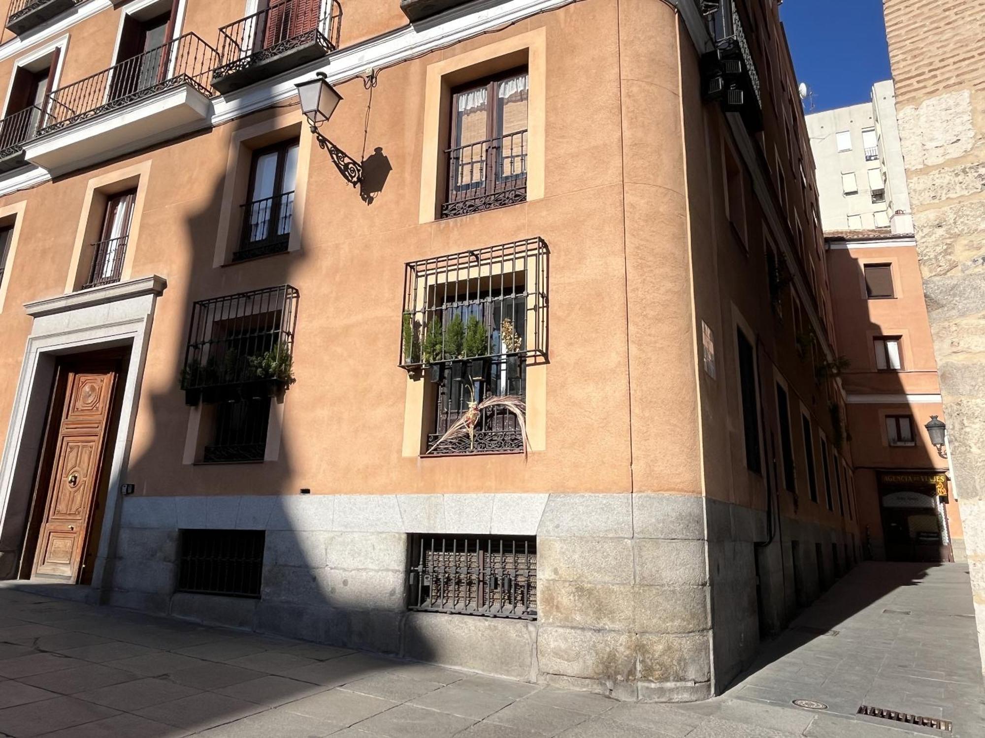 מדריד Dplace To Be - Exclusive Apartments In Historic Center מראה חיצוני תמונה
